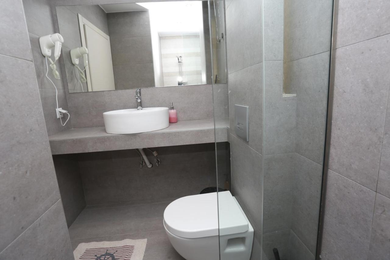 Downtown Seaside Suites Thessaloniki Exterior photo