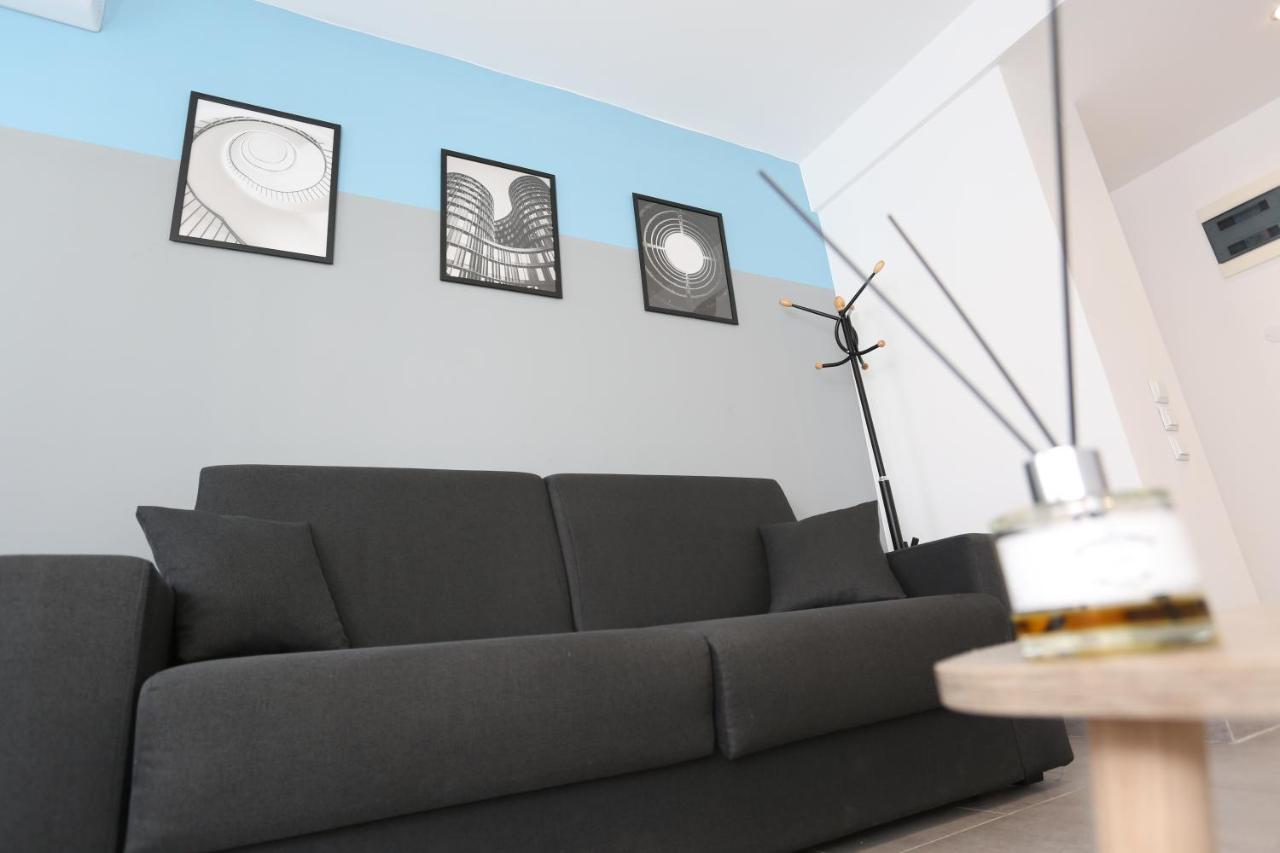 Downtown Seaside Suites Thessaloniki Exterior photo