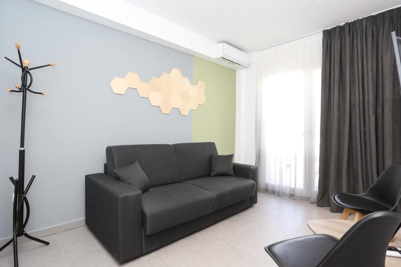 Downtown Seaside Suites Thessaloniki Exterior photo